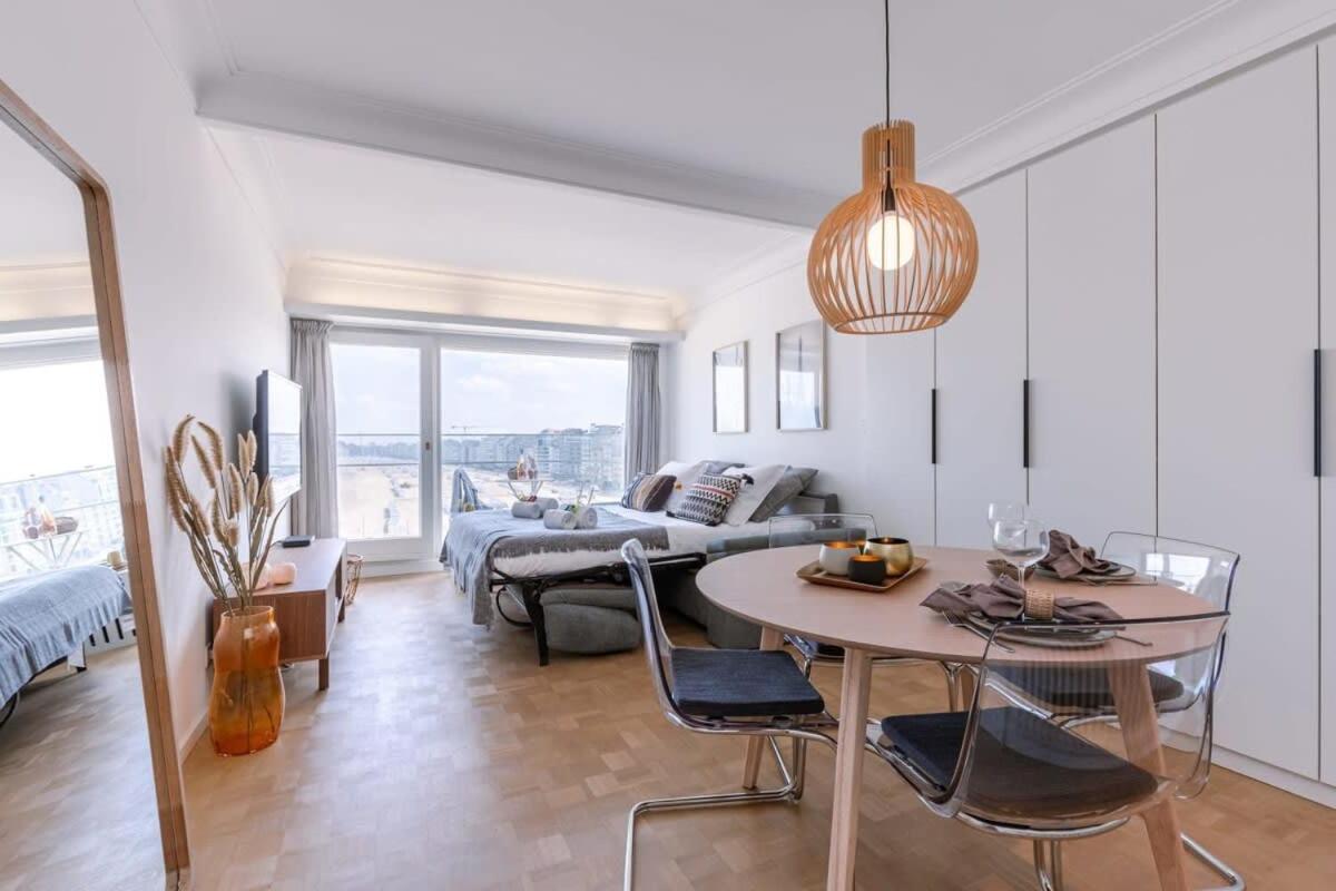 Stunning Studio With Sea-View And Terrace Apartment Knokke-Heist Ngoại thất bức ảnh