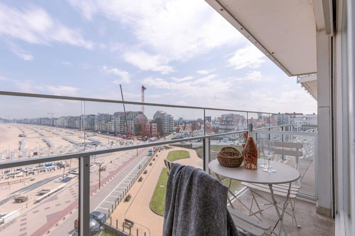 Stunning Studio With Sea-View And Terrace Apartment Knokke-Heist Ngoại thất bức ảnh