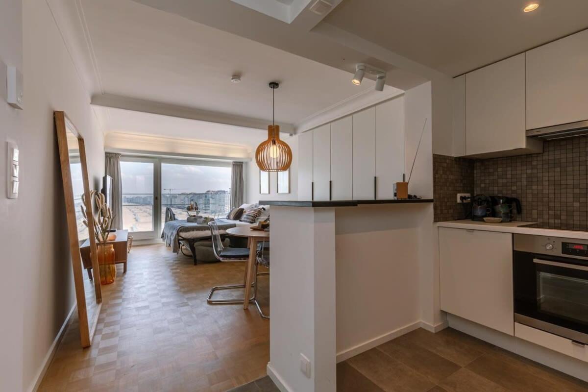 Stunning Studio With Sea-View And Terrace Apartment Knokke-Heist Ngoại thất bức ảnh