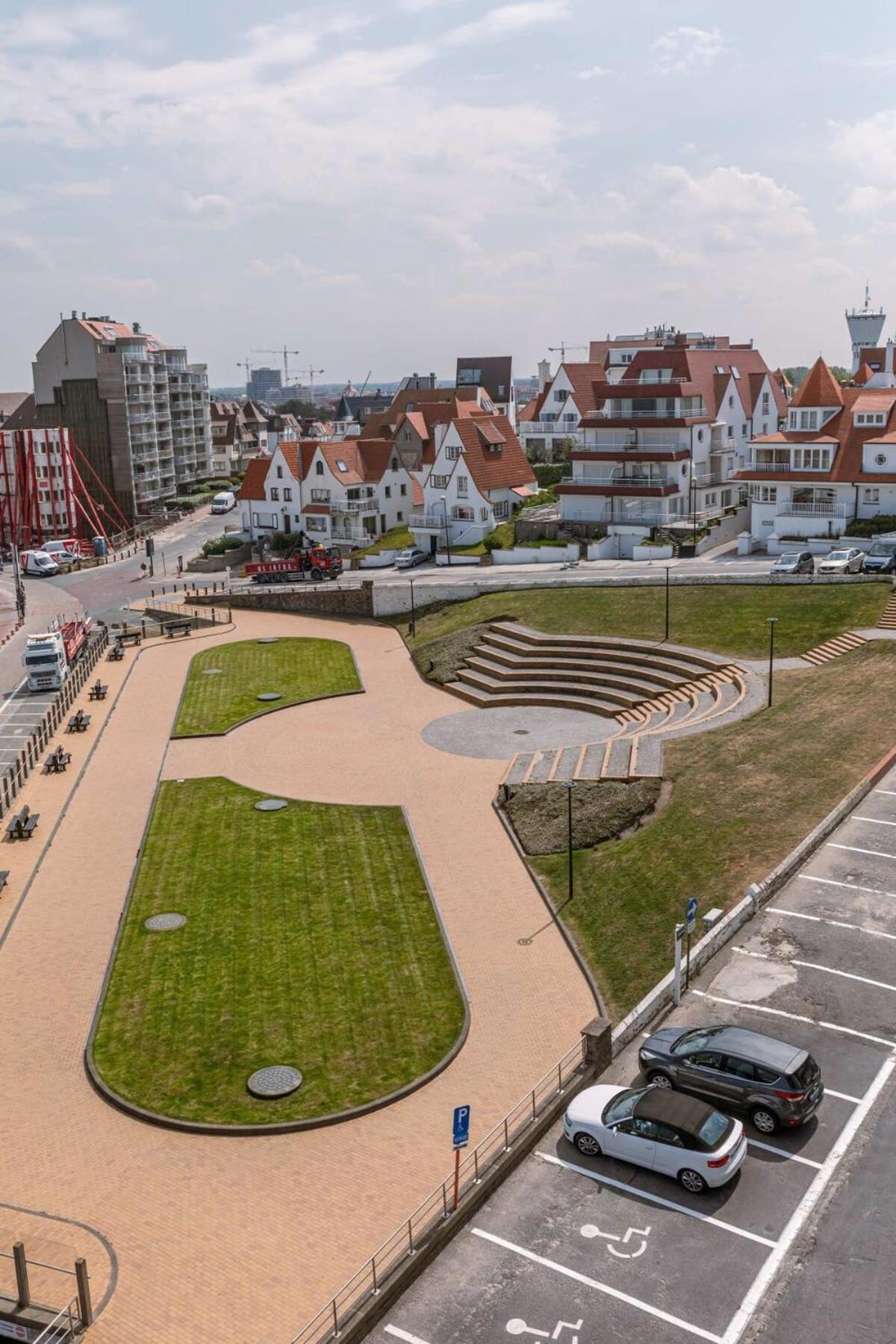 Stunning Studio With Sea-View And Terrace Apartment Knokke-Heist Ngoại thất bức ảnh